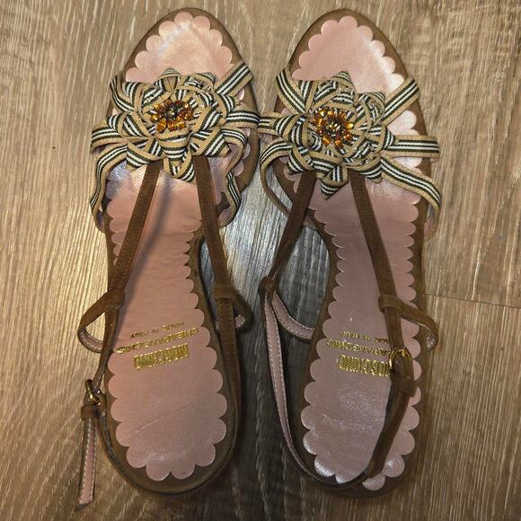 Moschino Cheap & Chic Ribbon Rosette Heels 🌼 - Picture 2 of 6